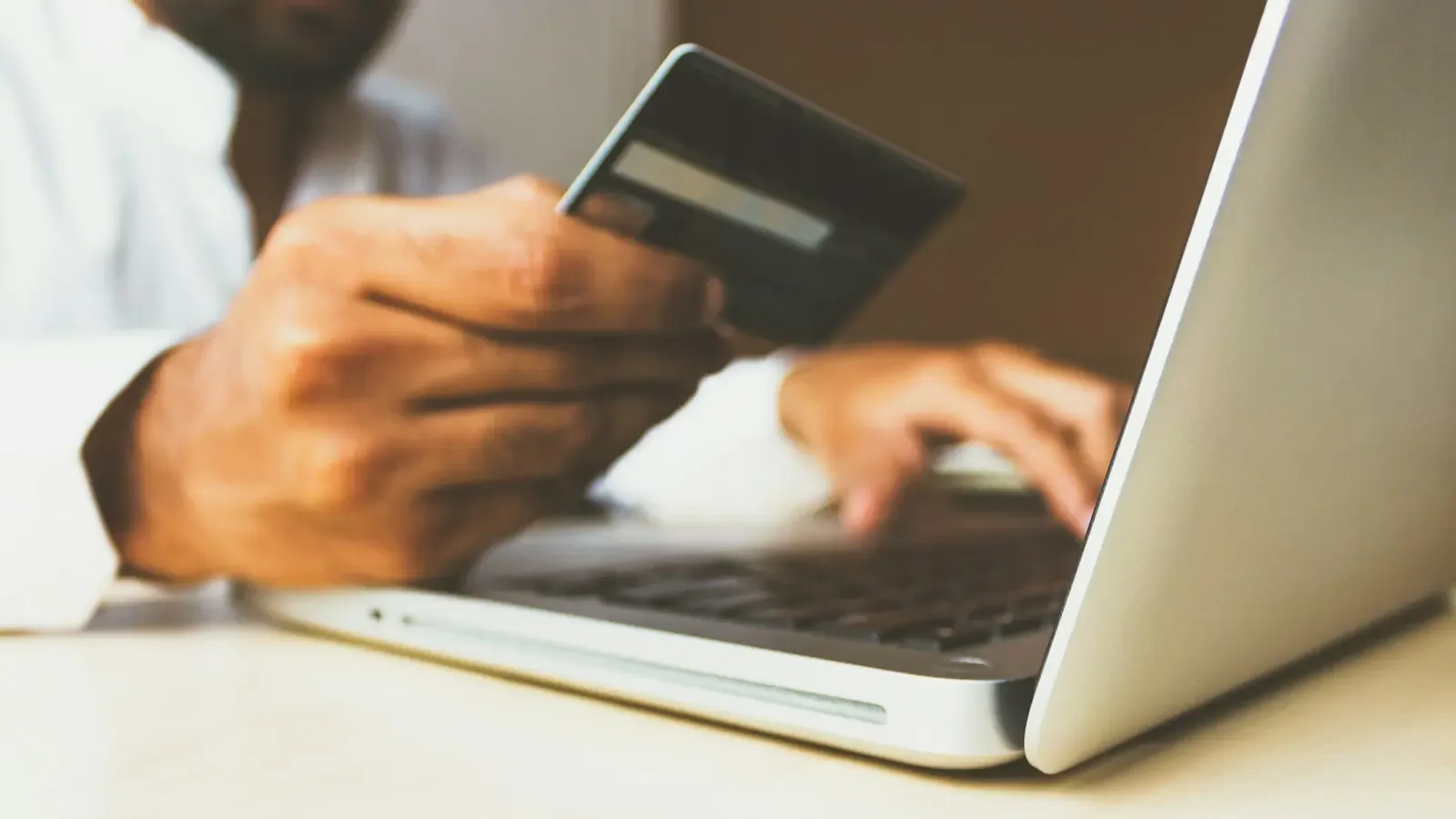 Google Universal Cart Launches in U.S. Search and Gemini