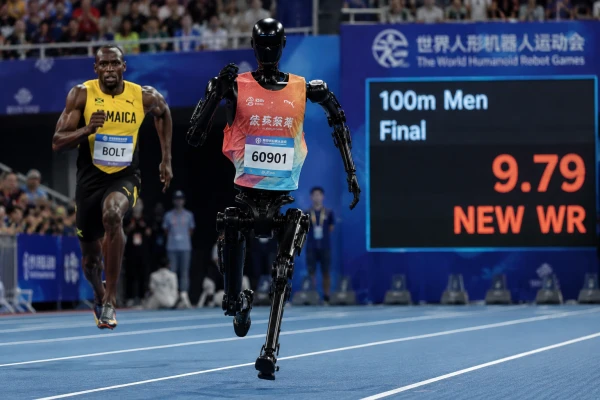 Chinese Humanoid Robots Beat Usain Bolt’s 100m Record at Beijing World Games